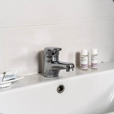 Apartman Window On The Arno Ii Netflix, Wifi, Ac *